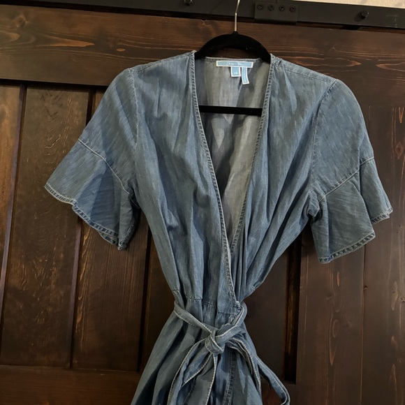 Draper James Light Blue Denim Chambray Wrap Dress 12 - Picture 3 of 7
